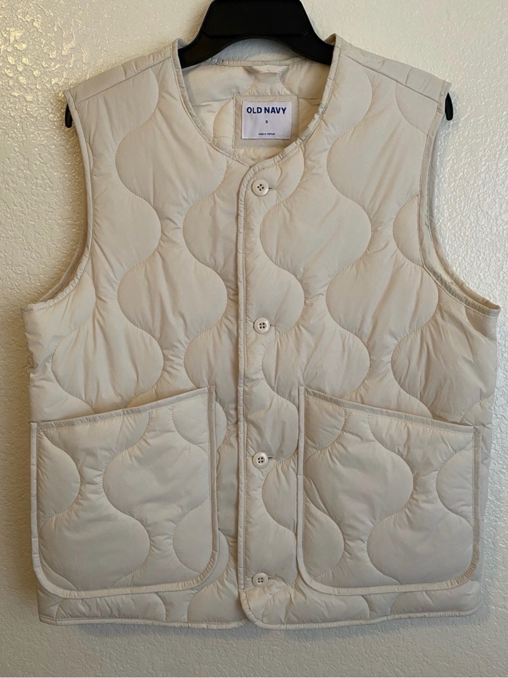 NWT Old Navy Quilted Vest - Cream White Size M Cozy Layer